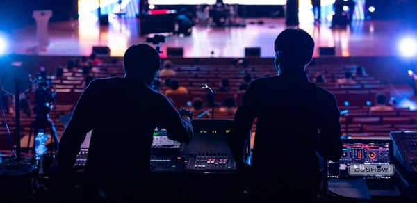 Event equipment rental: sound, lighting and video