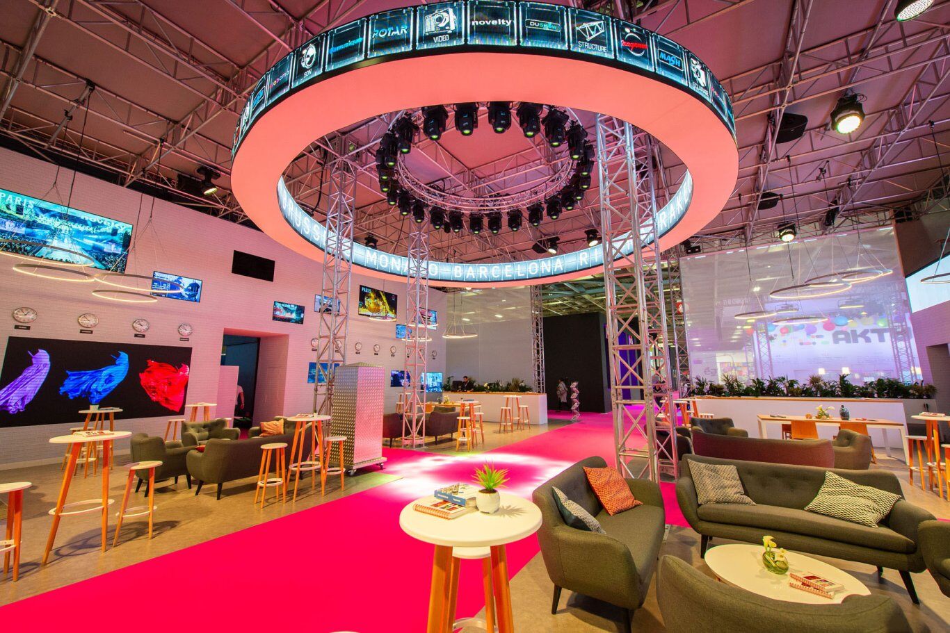 dushow-spain-escenografia-y-stands-para-eventos-ok-23022ad9