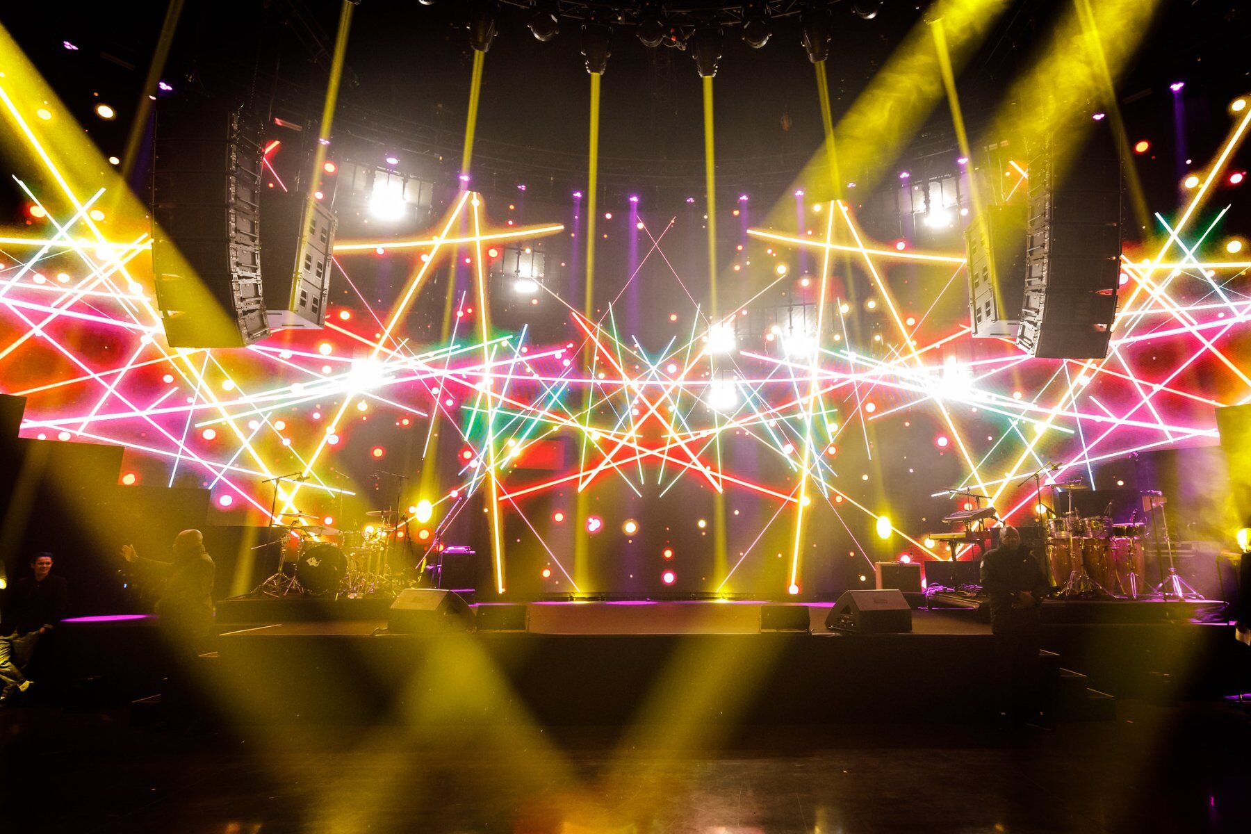 dushow-spain-iluminacion-para-eventos-hero-21033d78